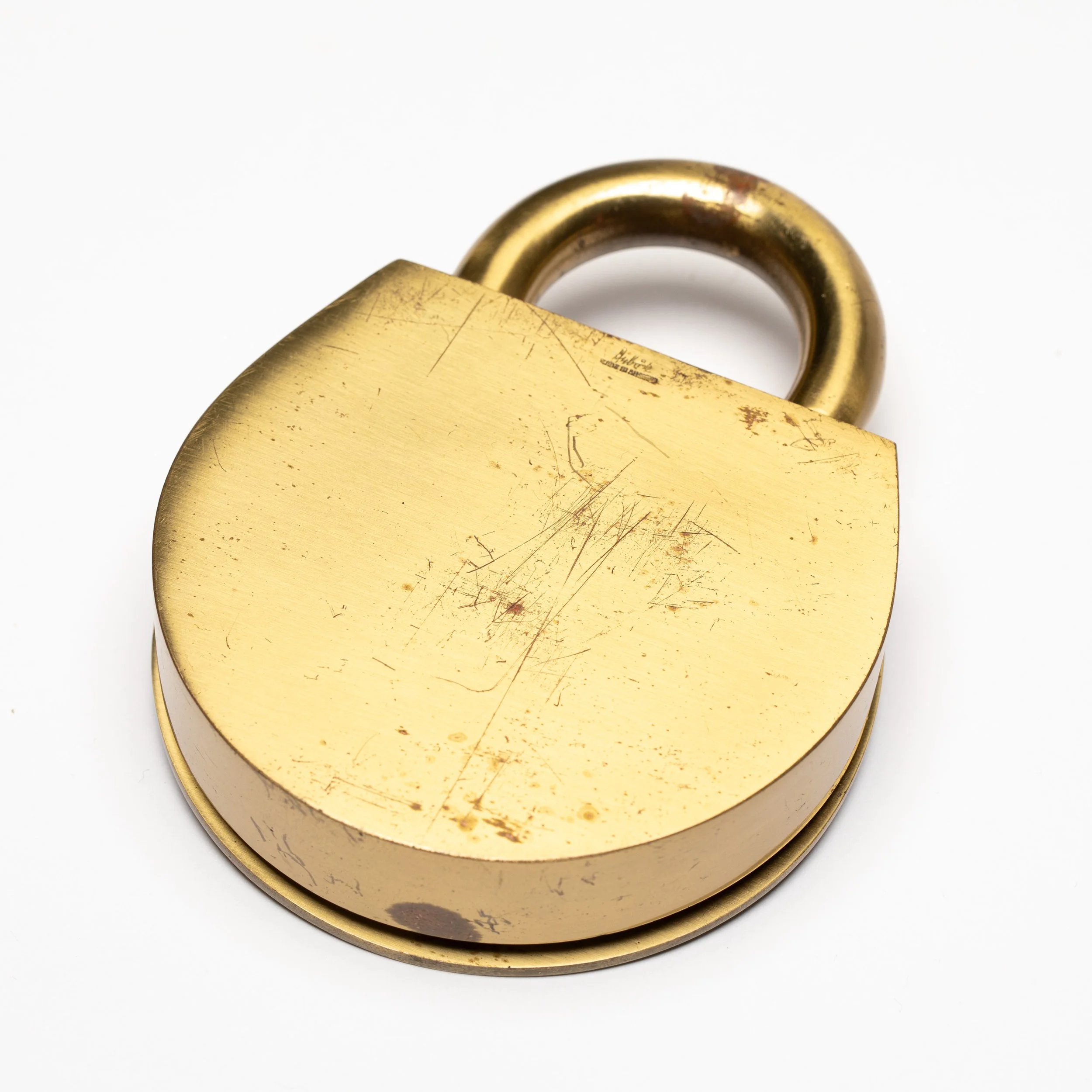 Carl Aubock Padlock Ashtray Model 5012 — HAMEL20